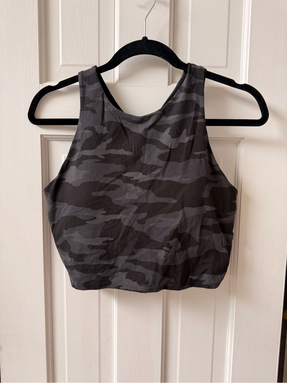 Athleta Black & Gray Camo Crop Tank